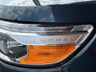 Ford Explorer 2023 AWD XLT 4dr SUV