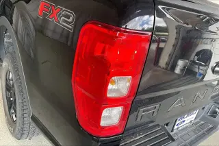 Ford Ranger 2022 4x2 XL 4 puertas SuperCrew caja corta de 5.1 pies