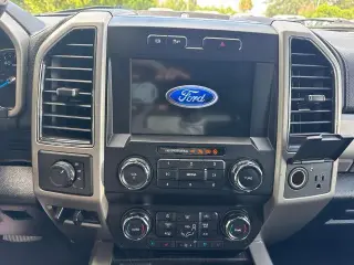 Ford F-250 Super Duty 2021 4x4 Lariat 4dr Crew Cab 6.8 ft. SB Pickup