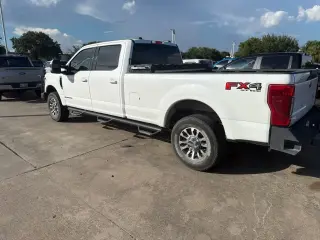 Ford F-350 Super Duty 2022 4x4 Lariat 4dr Crew Cab 6.8 ft. SB SRW Pickup