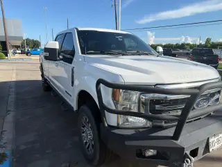 Ford F-350 Super Duty 2022 4x4 Lariat 4dr Crew Cab 6.8 ft. SB SRW Pickup