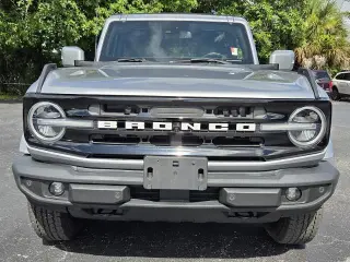 Ford Bronco 2021 4x4 Outer Banks 4dr SUV