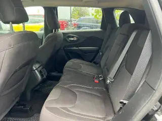 Jeep Cherokee 2015 4x4 Latitude 4dr SUV