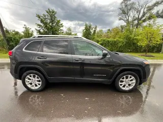 Jeep Cherokee 2015 4x4 Latitude 4dr SUV