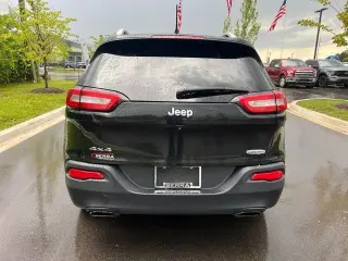 Jeep Cherokee 2015 4x4 Latitude 4dr SUV