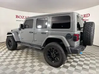 Jeep Wrangler Unlimited 2022 4x4 Sahara 4xe SUV de 4 puertas
