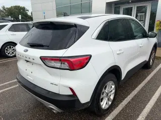 Ford Escape 2022 AWD SE 4dr SUV