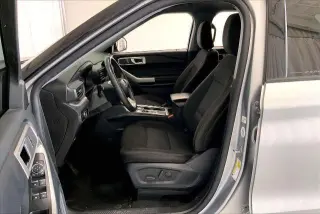 Ford Explorer 2023 XLT SUV de 4 puertas