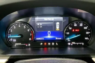 Ford Explorer 2023 XLT SUV de 4 puertas