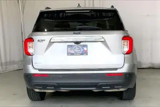 Ford Explorer 2023 XLT SUV de 4 puertas