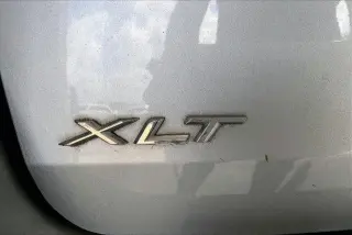 Ford Explorer 2023 XLT SUV de 4 puertas
