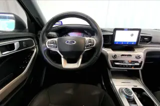 Ford Explorer 2022 XLT SUV de 4 puertas