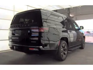 Jeep Wagoneer L 2024 4x4 Serie III SUV de 4 puertas
