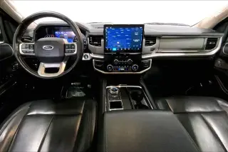 Ford Expedition 2022 4x2 XLT SUV de 4 puertas