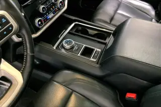 Ford Expedition 2022 4x2 XLT SUV de 4 puertas