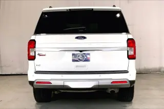 Ford Expedition 2022 4x2 XLT SUV de 4 puertas