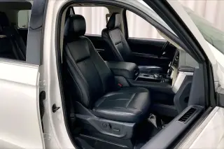 Ford Expedition 2022 4x2 XLT SUV de 4 puertas