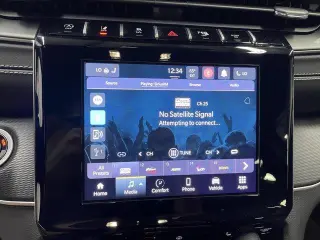 Jeep Grand Cherokee L 2024 4x4 Laredo SUV de 4 puertas