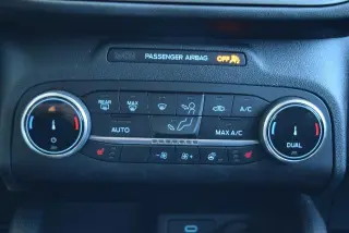 Ford Escape 2023 con tracción en las cuatro ruedas, Active 4dr SUV