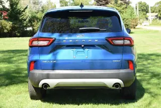 Ford Escape 2023 con tracción en las cuatro ruedas, Active 4dr SUV