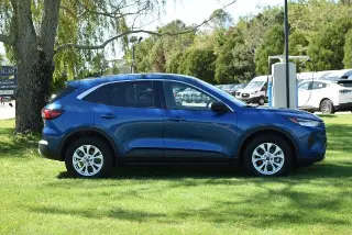 Ford Escape 2023 con tracción en las cuatro ruedas, Active 4dr SUV