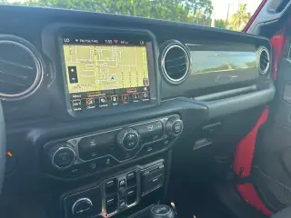 Jeep Wrangler 2023 4x4 Sahara 4dr SUV