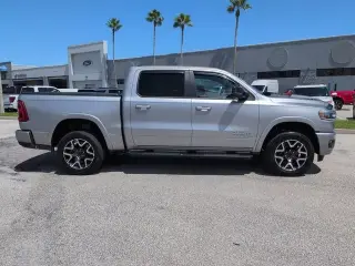 Ram 1500 2025 4x4 Laramie 4dr Crew Cab 5.6 ft. SB Pickup