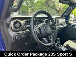 Jeep Wrangler Unlimited 2019 4x4 Sport 4dr SUV