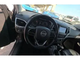 Jeep Cherokee 2019 4x4 Altitude SUV de 4 puertas