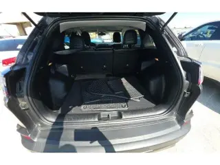 Jeep Cherokee 2019 4x4 Altitude SUV de 4 puertas