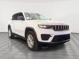Jeep Grand Cherokee 2024 4x2 Laredo X 4dr SUV