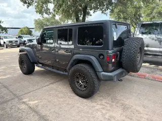 Jeep Wrangler 2024 4x4 Sport 4dr SUV
