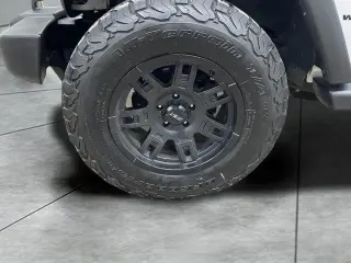 Jeep Wrangler Unlimited 2017 4x4 Sport SUV de 4 puertas
