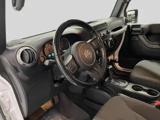 Jeep Wrangler Unlimited 2017 4x4 Sport SUV de 4 puertas