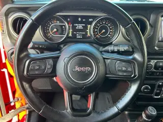 Jeep Wrangler Unlimited 2022 4x4 Willys Sport 4dr SUV