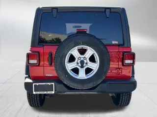 Jeep Wrangler Unlimited 2022 4x4 Willys Sport 4dr SUV