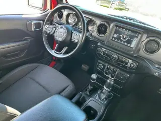 Jeep Wrangler Unlimited 2022 4x4 Willys Sport 4dr SUV