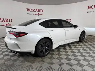 Acura TLX 2022 SH-AWD 4 puertas Sedán con paquete A-SPEC