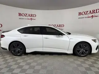 Acura TLX 2022 SH-AWD 4 puertas Sedán con paquete A-SPEC