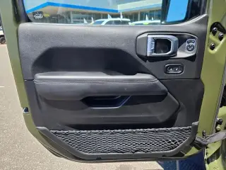 Jeep Wrangler Unlimited 2022 4x4 High Altitude 4xe 4dr SUV