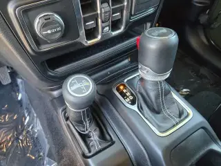 Jeep Wrangler Unlimited 2022 4x4 High Altitude 4xe 4dr SUV