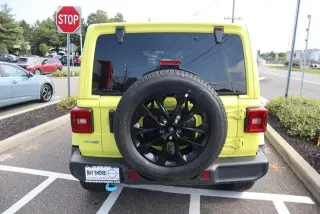 Jeep Wrangler 2023 4x4 Sahara 4xe 4dr SUV