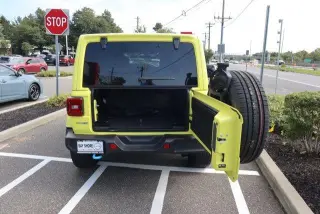 Jeep Wrangler 2023 4x4 Sahara 4xe 4dr SUV