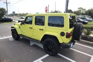 Jeep Wrangler 2023 4x4 Sahara 4xe 4dr SUV