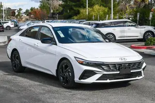 Hyundai ELANTRA 2026 SEL Sport 4dr Sedan