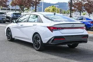 Hyundai ELANTRA 2026 SEL Sport 4dr Sedan
