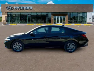 Hyundai ELANTRA Hybrid 2025 Blue 4dr Sedan