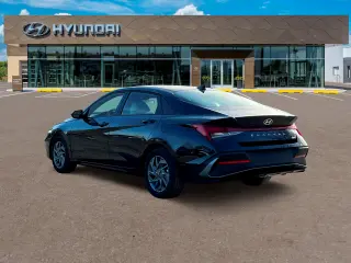 Hyundai ELANTRA Hybrid 2025 Blue 4dr Sedan