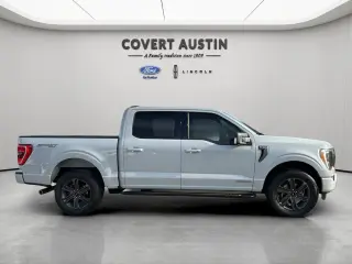 Ford F-150 2023 4x4 Platinum 4dr SuperCrew 6.5 ft. SB