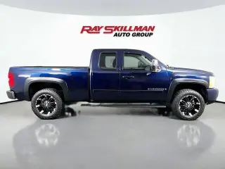 Chevrolet Silverado 1500 2008 4WD LTZ 4dr Extended Cab 6.5 ft. SB